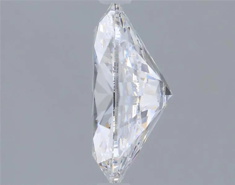 2.51ct Oval Lab Grown Diamond (Colour E, Clarity VS2, IGI Certified)