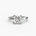Solitaire ring in white gold with a princess-cut centre stone