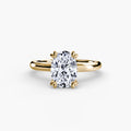 Solitaire ring in yellow gold