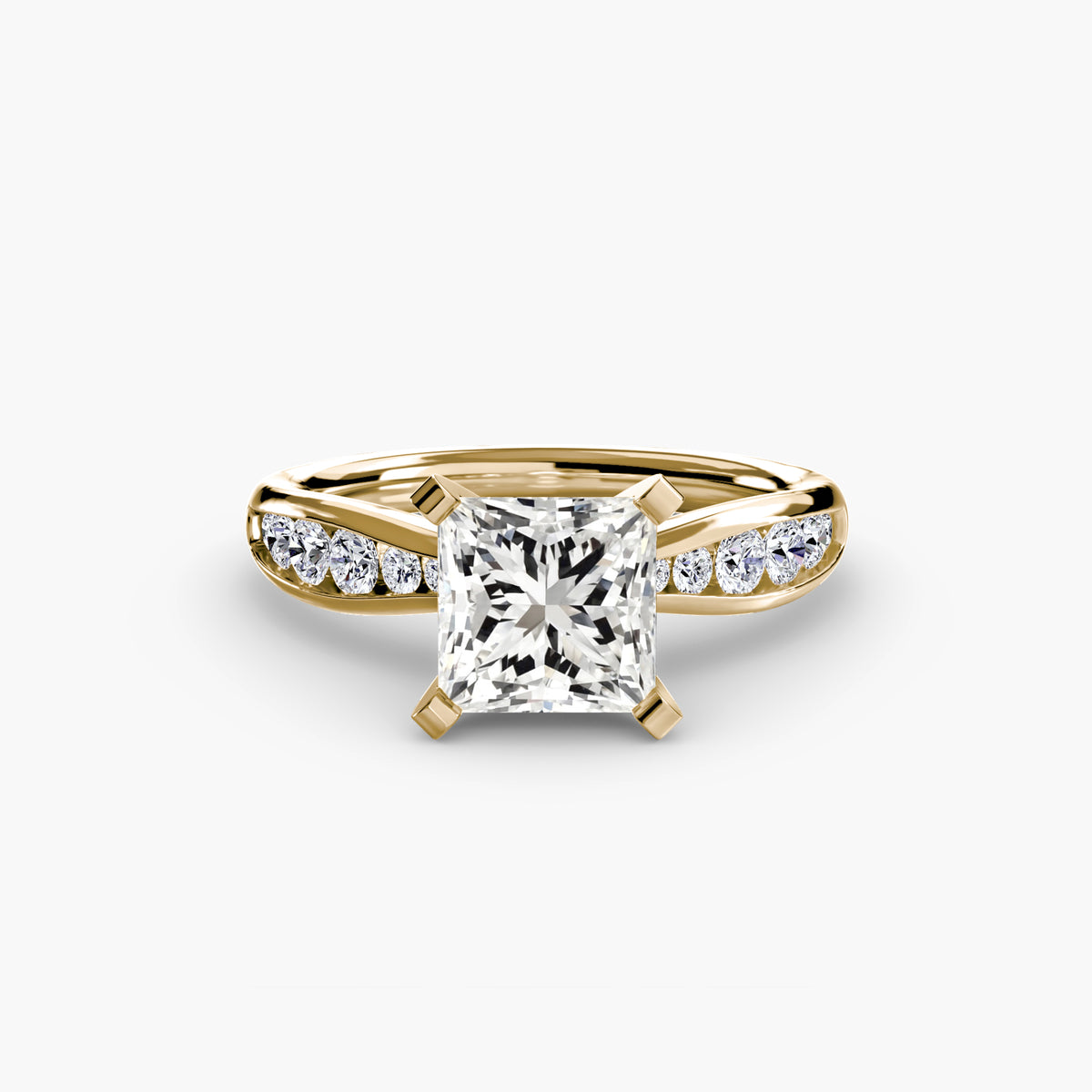 Solitaire with Pavé engagement ring in yellow gold with a princess-cut centre stone