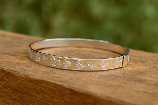 Sterling Silver 925 With Nursery Rhyme features - Horse and Carriage , Expandable Baby Bangle