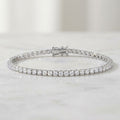 Goldlinks round diamond tennis bracelet in yellow gold – design image