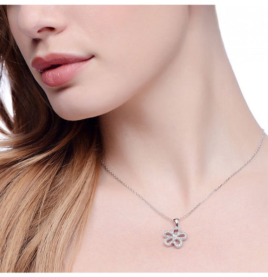 Silver Daisy Shape Cluster Cubic Zirconia Pendant with 18" Chain